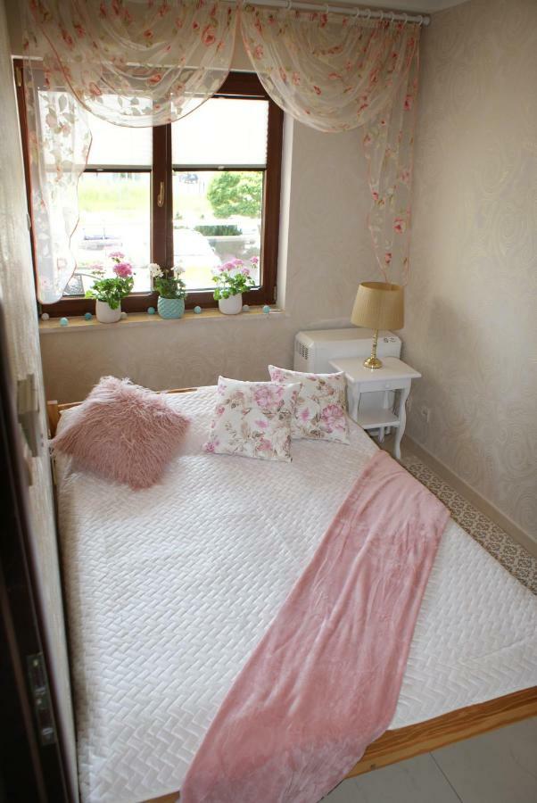Różany Zakątek Apartamento Sarbinowo Exterior foto